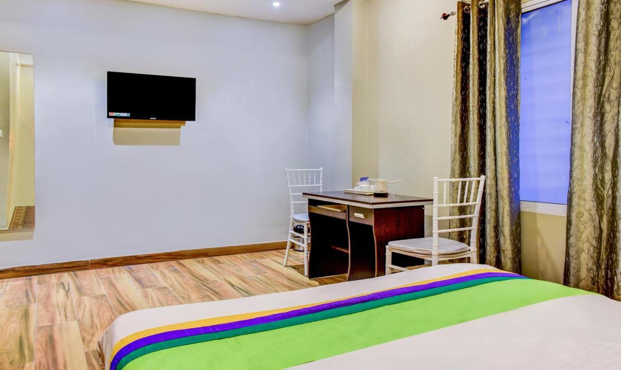 Hotel Treebo Trip Mittal Gardens Shiliguri Exterior foto