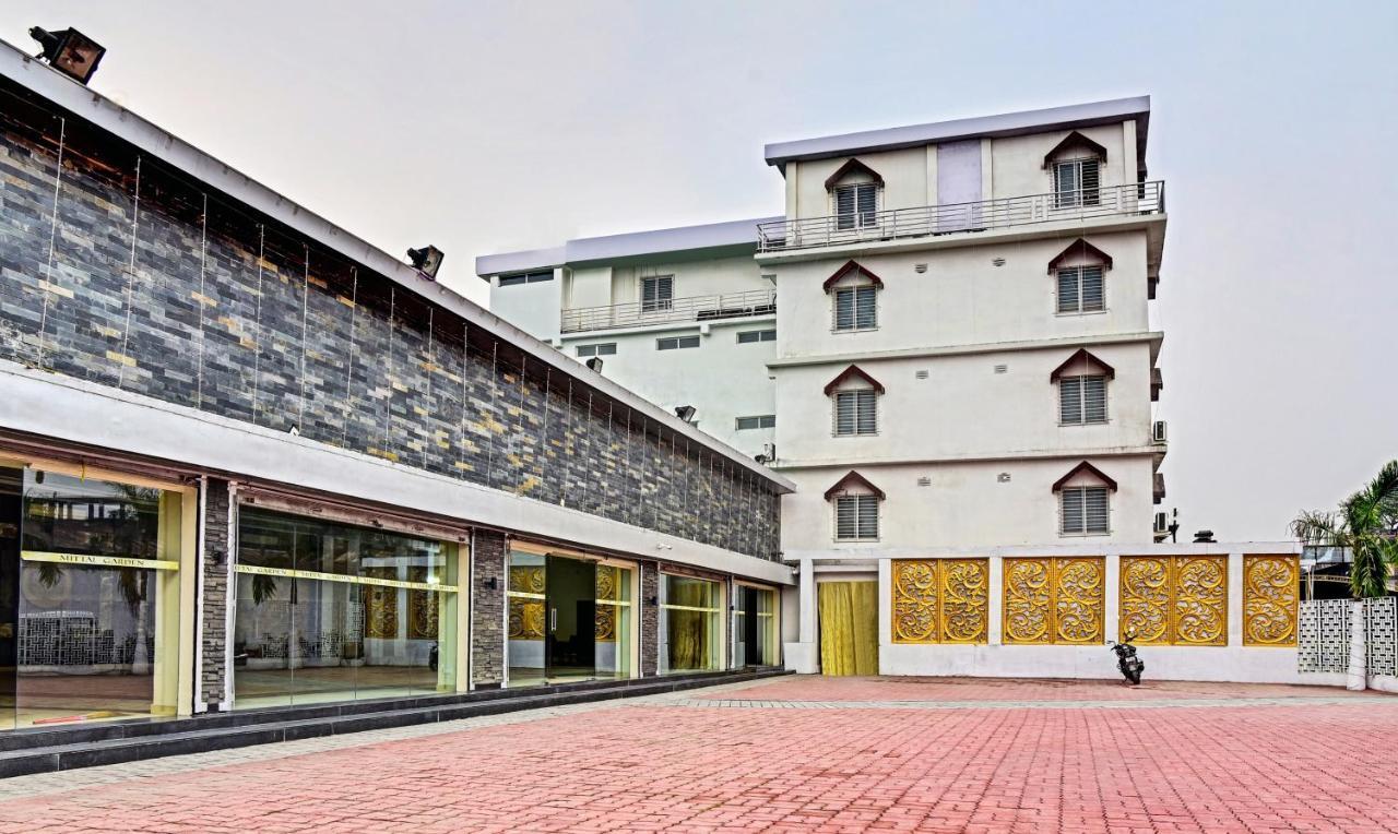 Hotel Treebo Trip Mittal Gardens Shiliguri Exterior foto